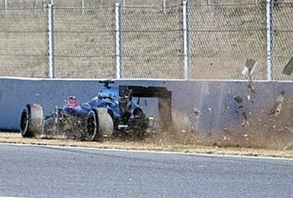 Fernando alonso best sale acidente