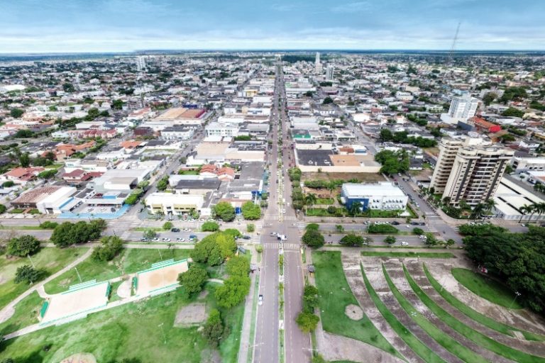 Sinop e Sorriso começam semana com empresas buscando contratar mais de 900 profissionais Só