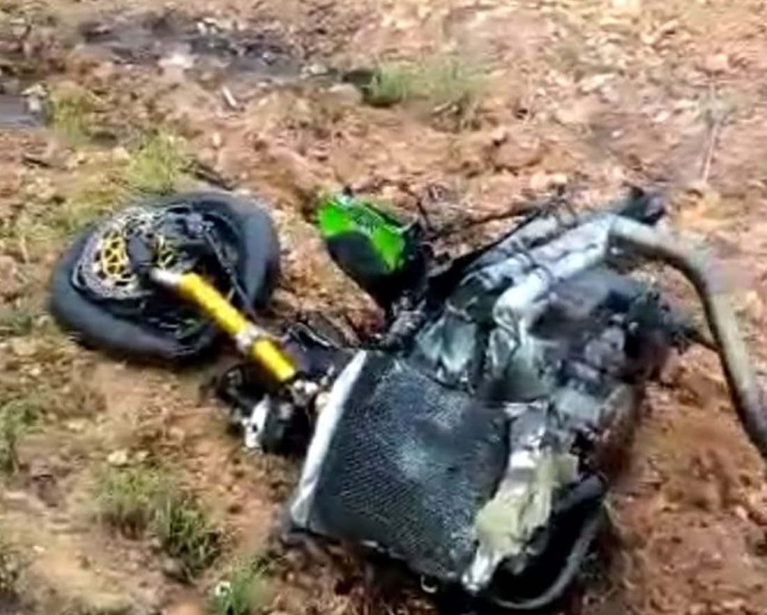 Homem morre ao chocar-se de moto contra árvore no Silveira