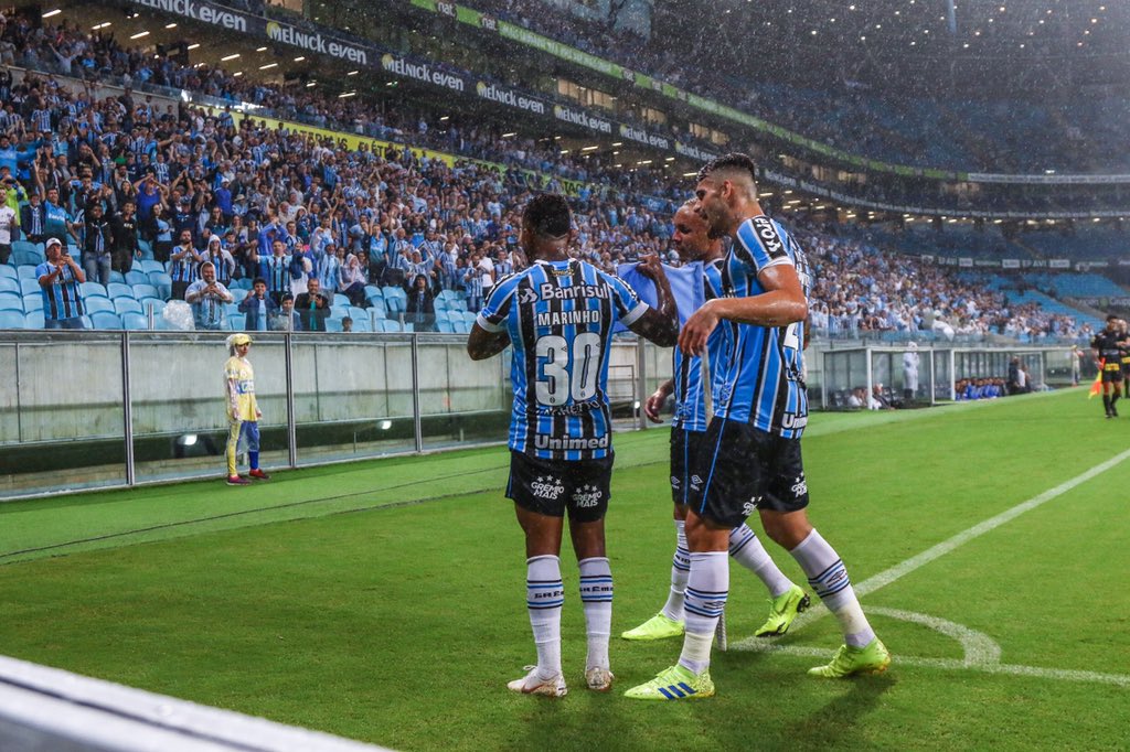 Grêmio goleia o Veranópolis por 5 a 0 e confirma vaga na semi do Gauchão -  Grêmio - Jornal VS