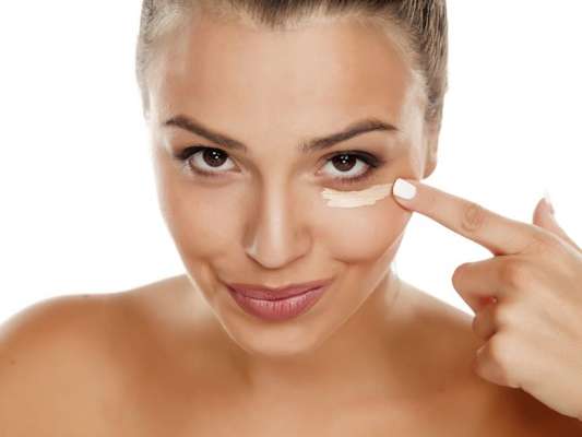 Maquiagem: 6 passos para preparar a pele, Cursos Edu