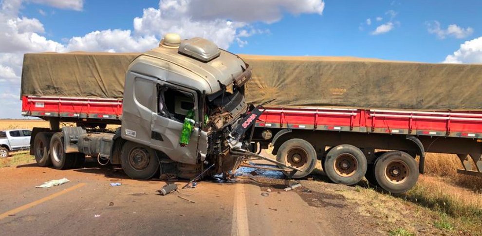 Veja quem são as vítimas do acidente entre caminhonete e duas carretas na  BR-163 em MT - Primeira Hora