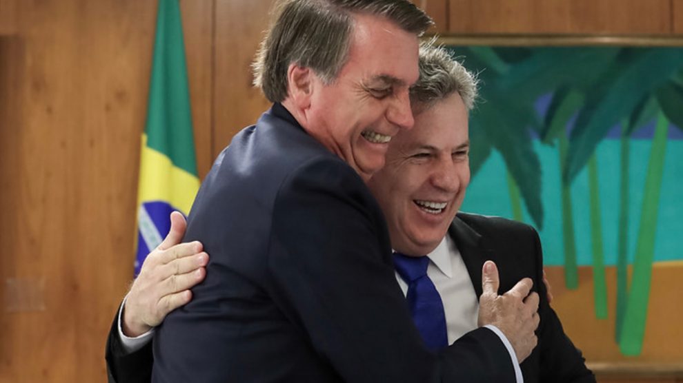 Resultado de imagem para Bolsonaro e Mauro Mendes