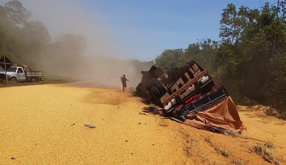 Empresário atinge poste de metal e morre em Sinop 2