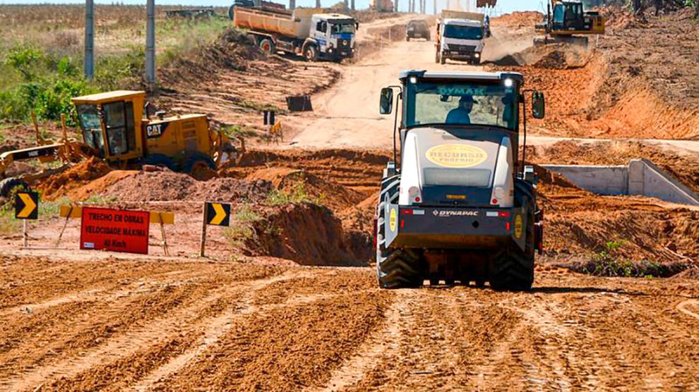 Voltar Recuperandos de Colniza realizam pavimentação das ruas da cidade ::  Agência da Notícia Mato Grosso