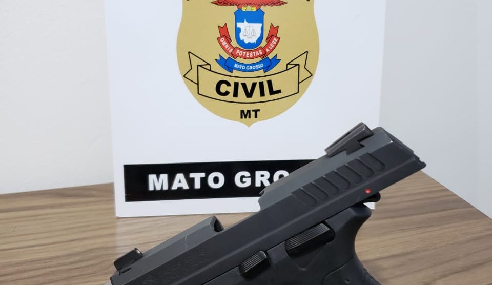 Homem acaba detido acusado de ameaçar gari em Sorriso; arma apreendida