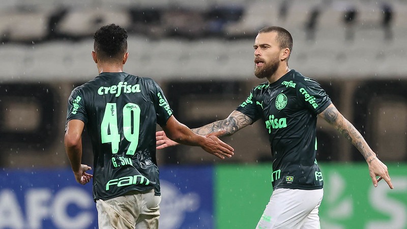 Corinthians fica no empate sem gols com o Palmeiras pelo