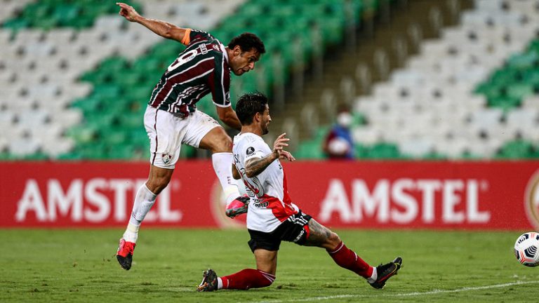 Fluminense empata com o River Plate na estreia da Copa ...