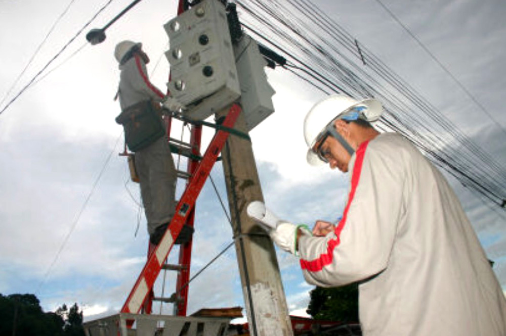 Procon Mato Grosso multa ENERGISA em R$ 3,1 milhões por desrespeitar lei e  cortar fornecimento de energia | Só Notícias