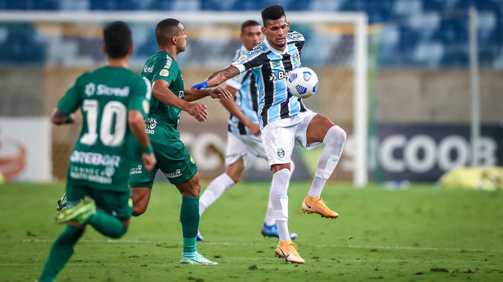 Com oito gols, Corinthians e Grêmio empatam em jogo atrasado - O