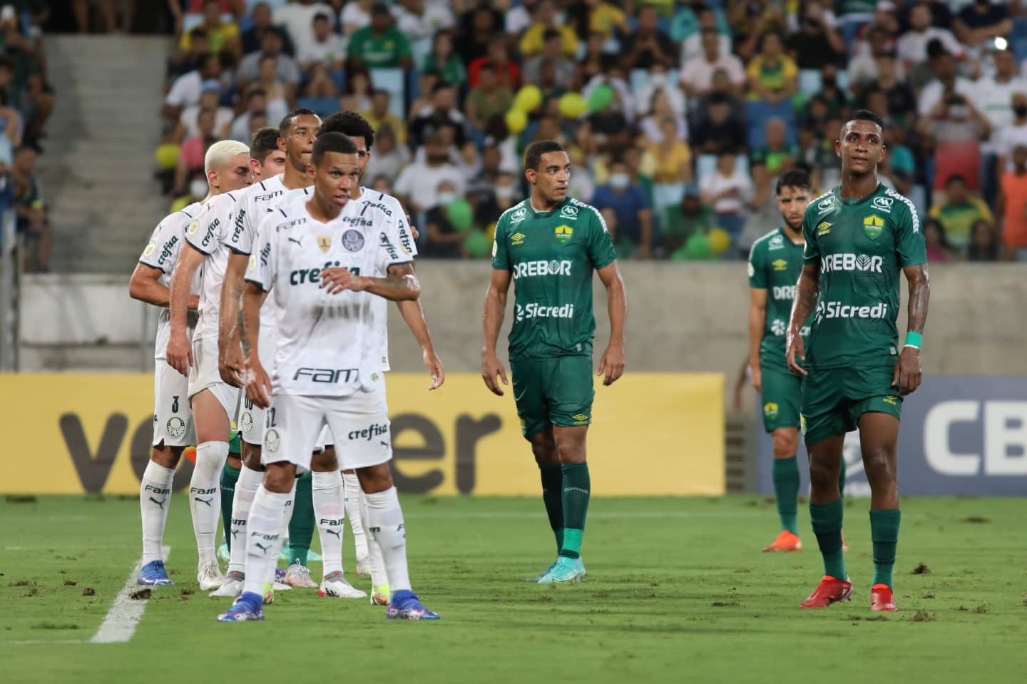 Cuiabá enfrenta Coritiba em jogo atrasado nesta terça-feira na Arena  Pantanal – Só Notícias