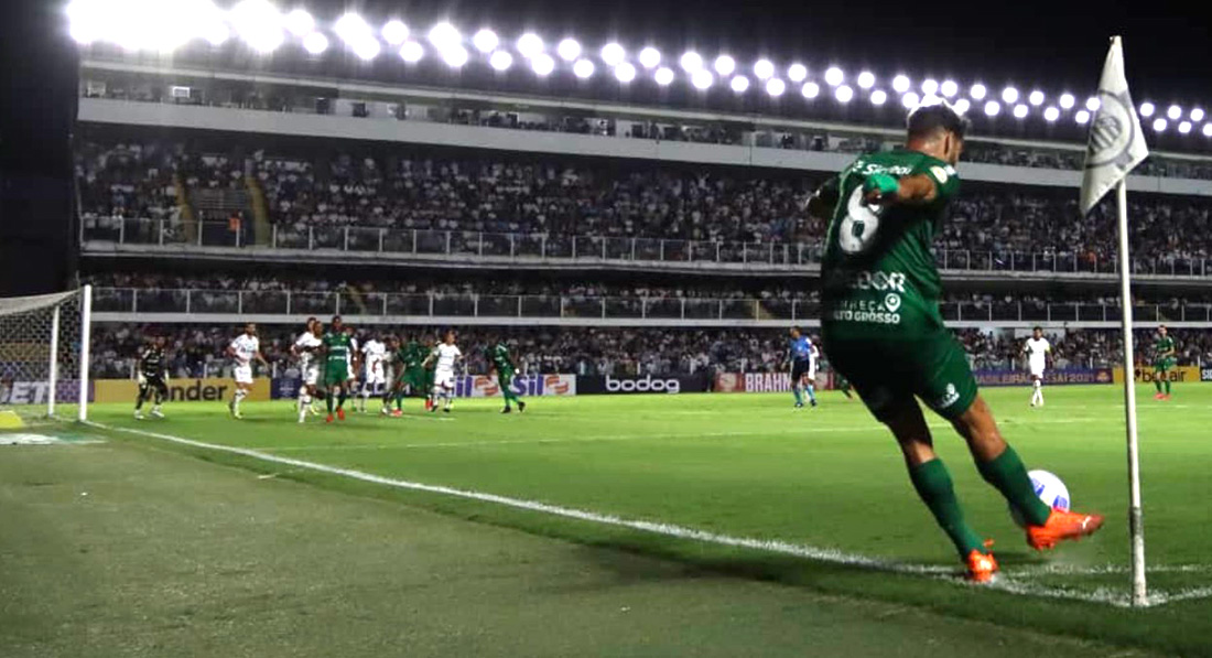 Fluminense e Corinthians realizam jogo de trocação em empate