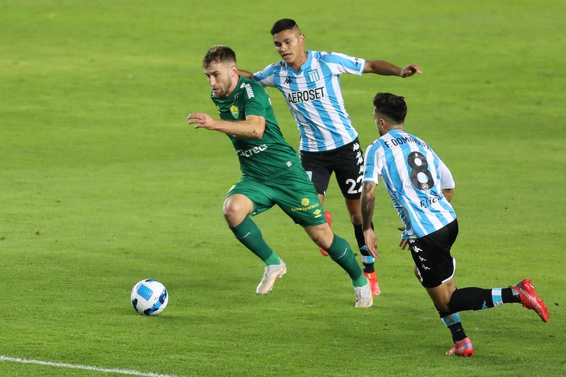 São Paulo volta a jogar mal e, com um a mais, perde para América-MG