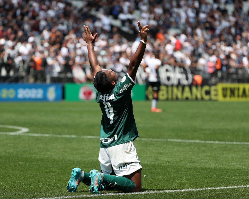 Endrick marca, Palmeiras bate Corinthians em Itaquera e é bicampeão ...