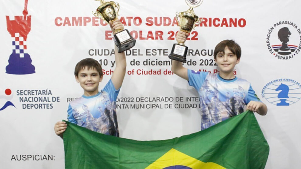 Dois estudantes de Sinop vencem campeonato sul-americano de xadrez – Só  Notícias