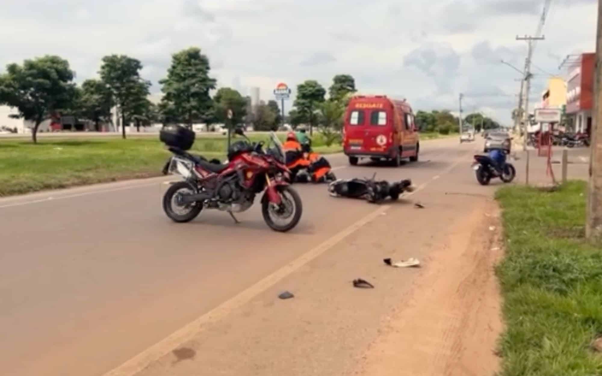Colisão entre moto e carro deixa motociclista ferida em Sinop