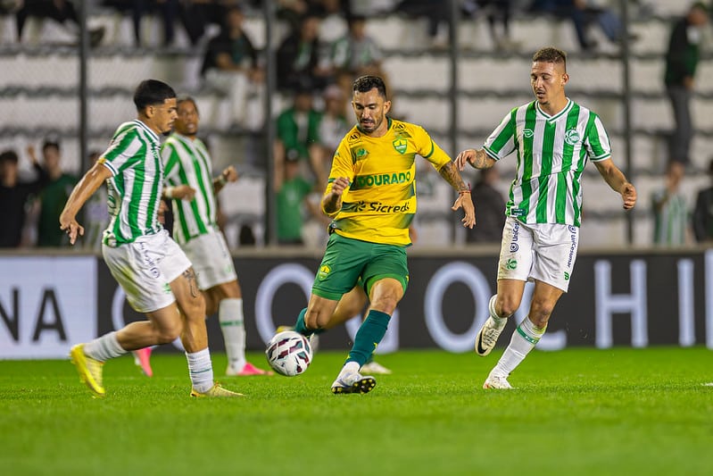 Juventude vence Cuiabá e sobe para vice-liderança da Série B