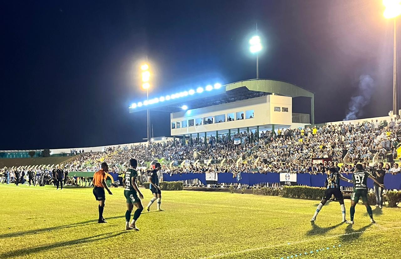 Chapecoense supera Grêmio em amistoso inédito no Mato Grosso