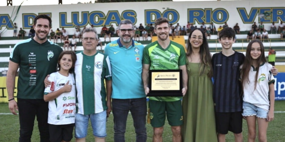 Raul Prata faz história no Luverdense com 250 jogos