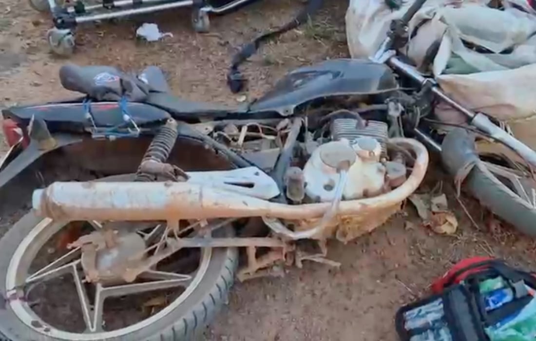 Condutor tem suspeita de fratura após colisão de carro e moto em bairro de Sinop