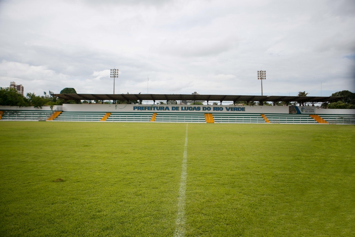 Estádio Passo das Emas terá iluminação modernizada em Lucas do Rio Verde, MT